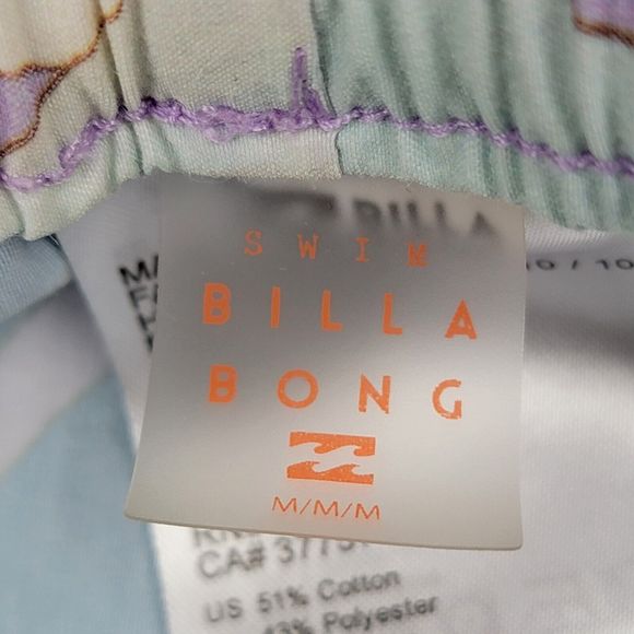SOLD - Billabong Womens Shorts Swim Medium Floral Print - Picture 3 of 7